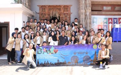 Kunjungan Perusahaan Mahasiswa Diploma III Manajemen Perusahaan UNPAR ke Anom Silver & Gold dan Pie Susu Dewata Bali