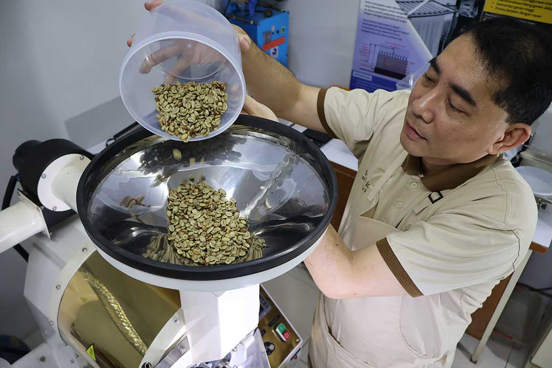 D-4-Teknologi-Rekayasa-Pangan-UNPAR-Small